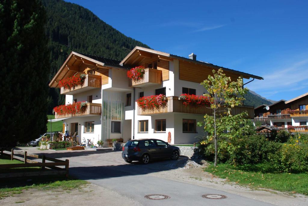 Appartement Haus Kargruber à Santa Maddalena in Casies Extérieur photo